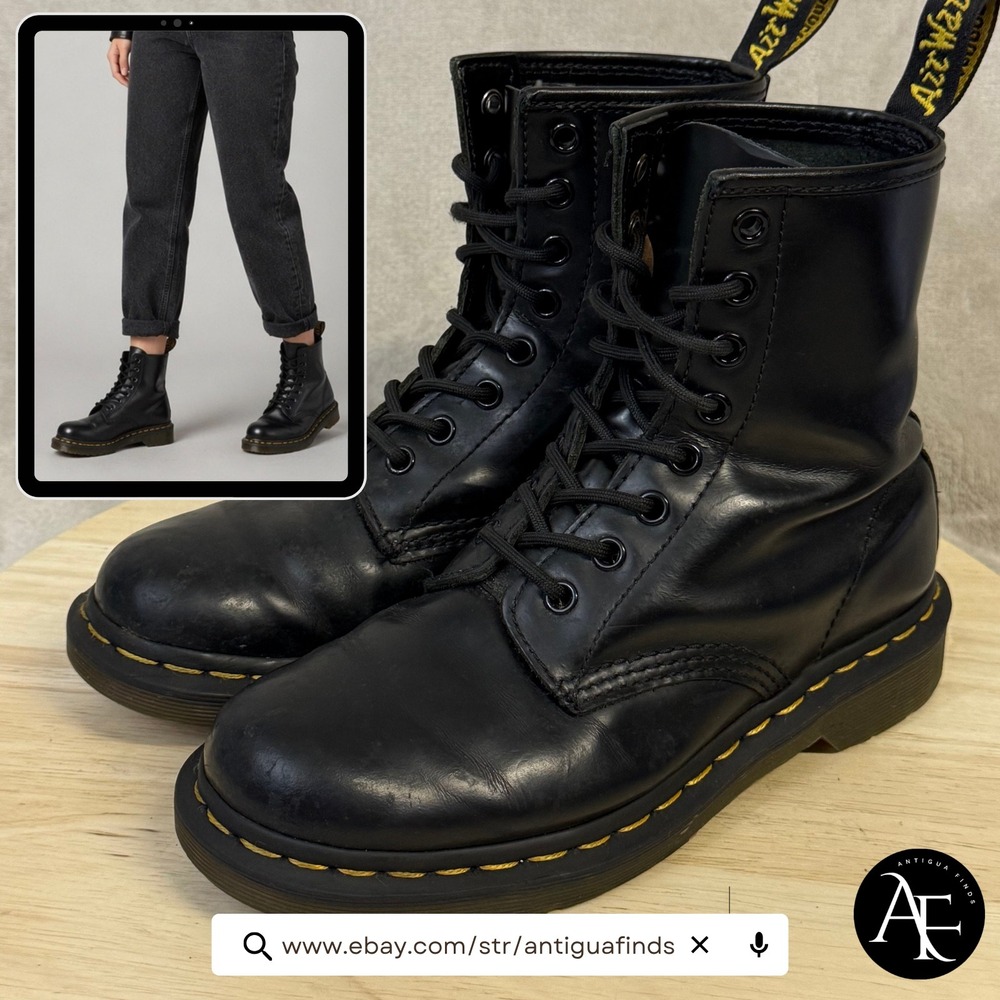 Dr. Martens 1460 W Black Smooth Leather 8 Eye Combat Boots Womens Size 6 US L